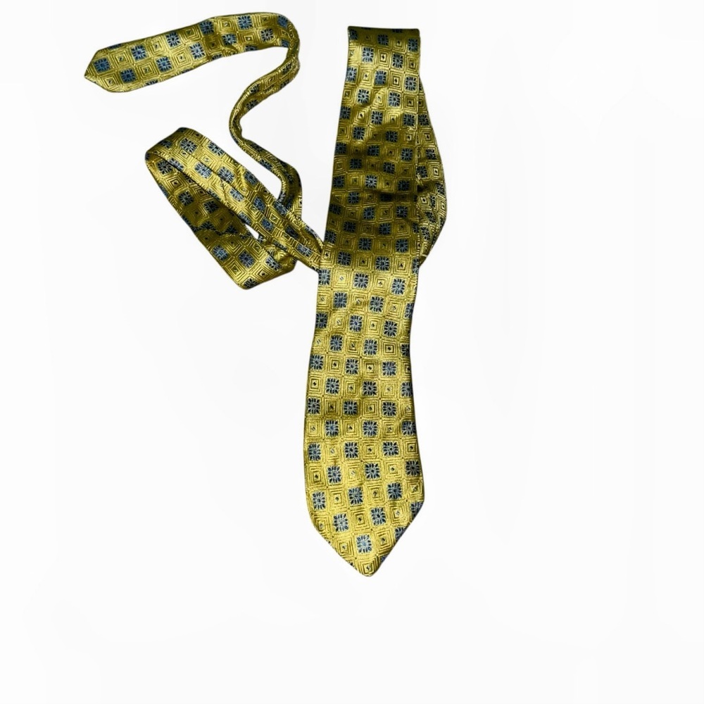 Donald J Trump Gold Blue Tie